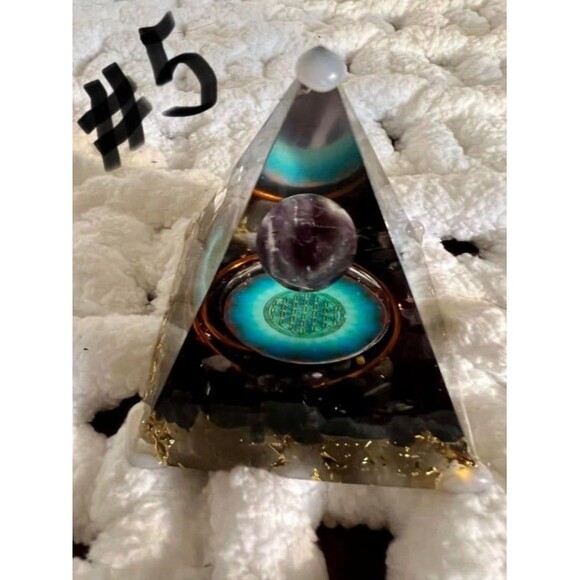 Beautiful Orgonite Pyramid - Your Choice - Picture 10 of 11
